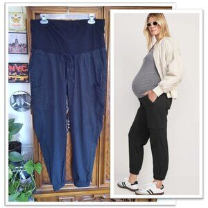 OLD NAVY Maternity Tapered Cargo Joggers - Black, Size M